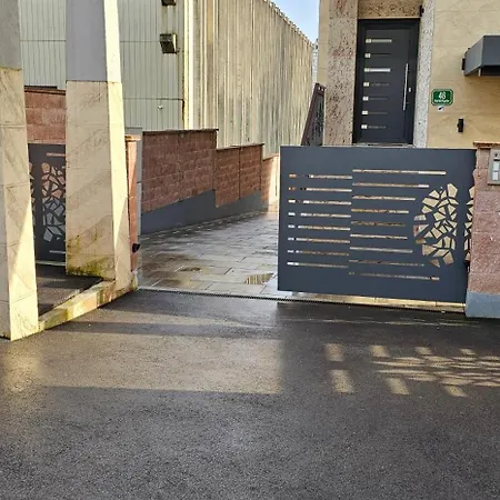 Apartament Vila Moste 3 *